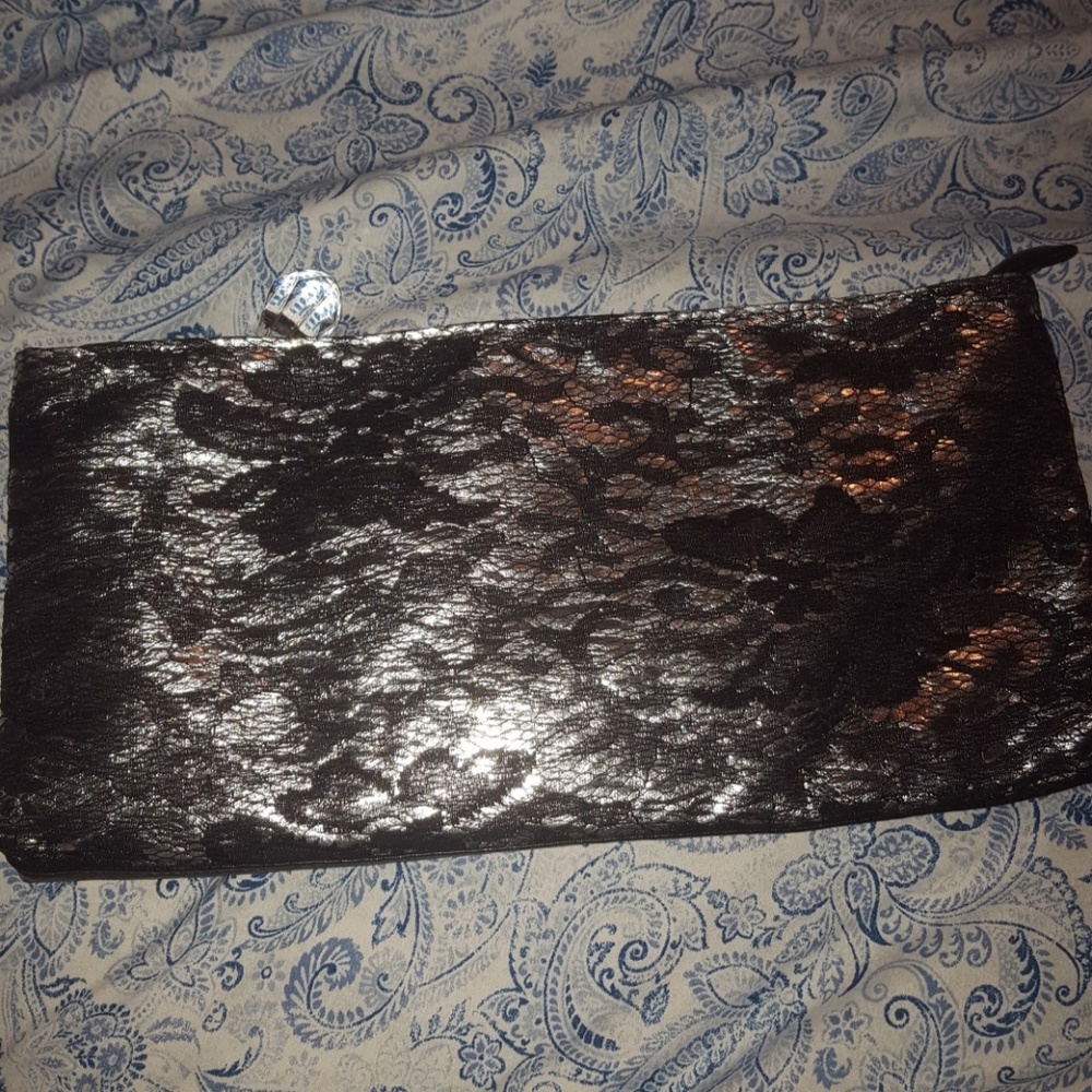 Lace silver and black clutch